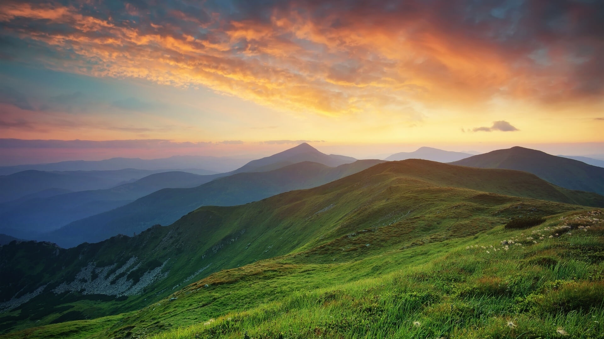 Berglandschaft im Abendlicht